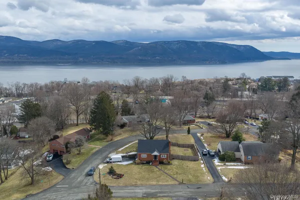 a view of outdoor space and city view
