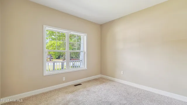 $2,300 | 110 Queens Cove Way, Carthage, NC 28327