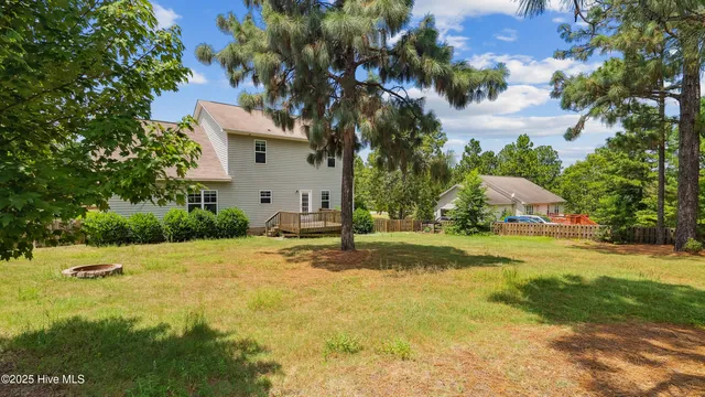 $2,300 | 110 Queens Cove Way, Carthage, NC 28327