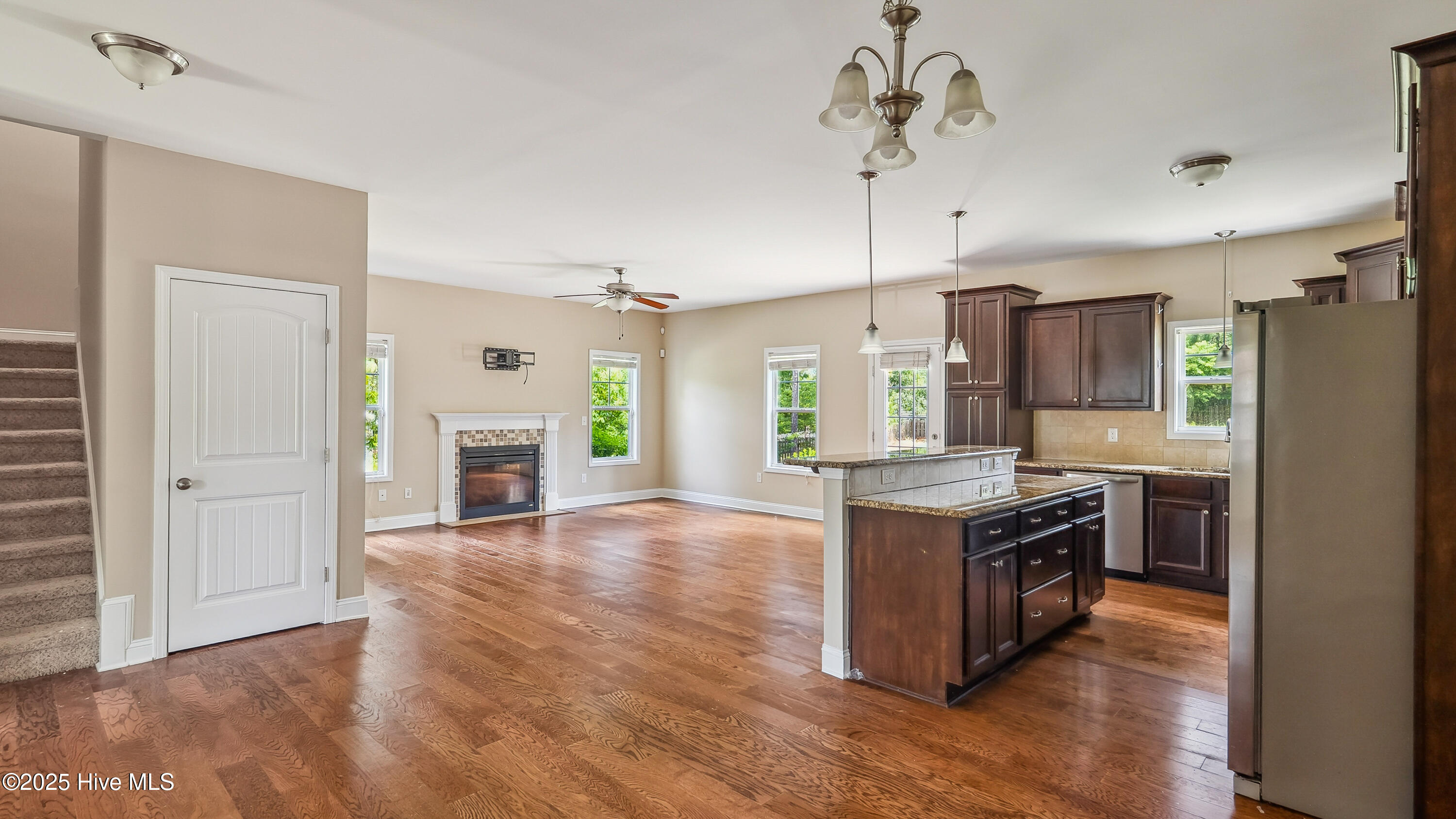 110 Queens Cove Way Carthage, NC 28327 - Photo 8 of 42 DSC06411 copy