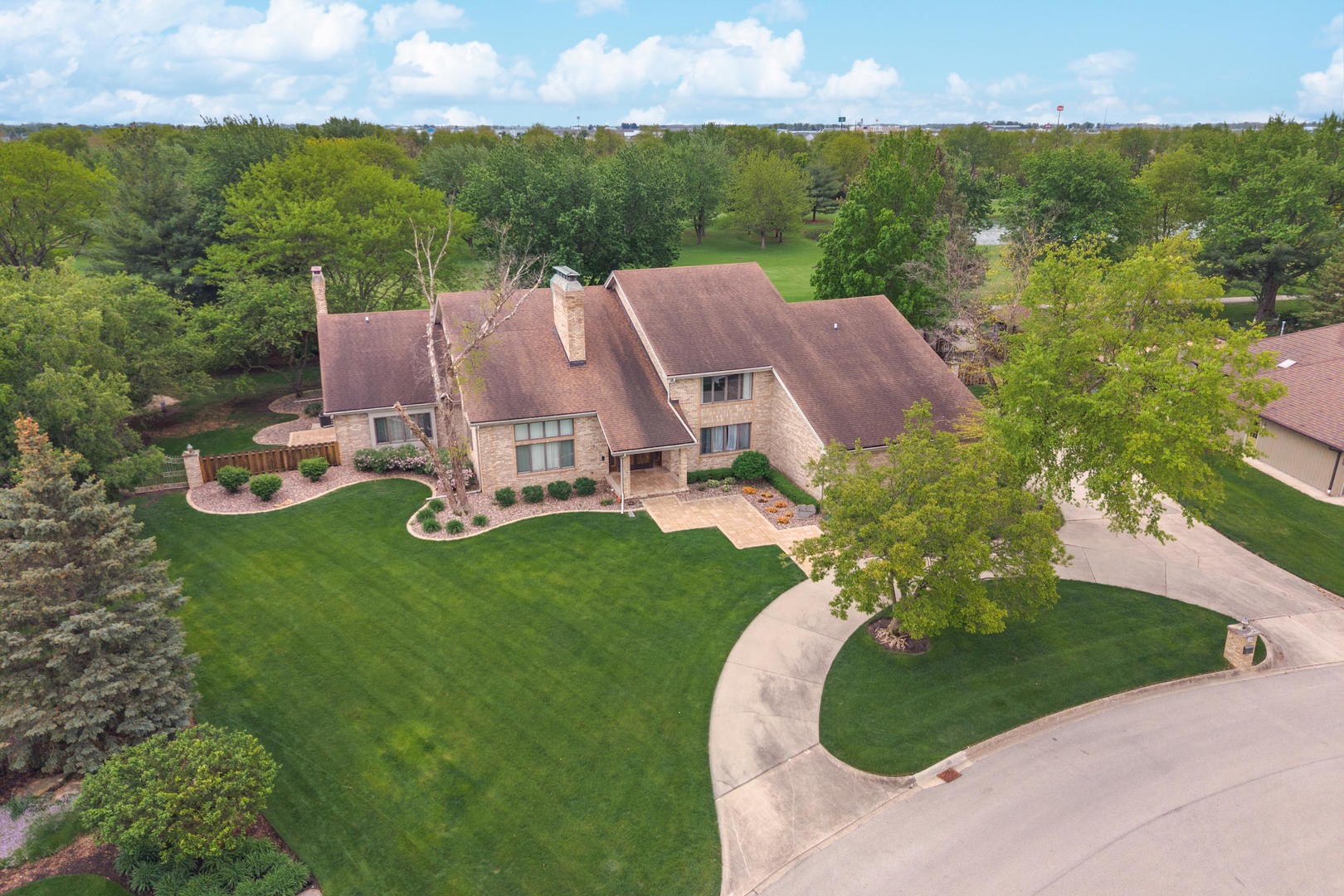 1810 Cardinal Court Pontiac, IL 61764 - Photo 3 of 88 an aerial view of a house with garden space and street view