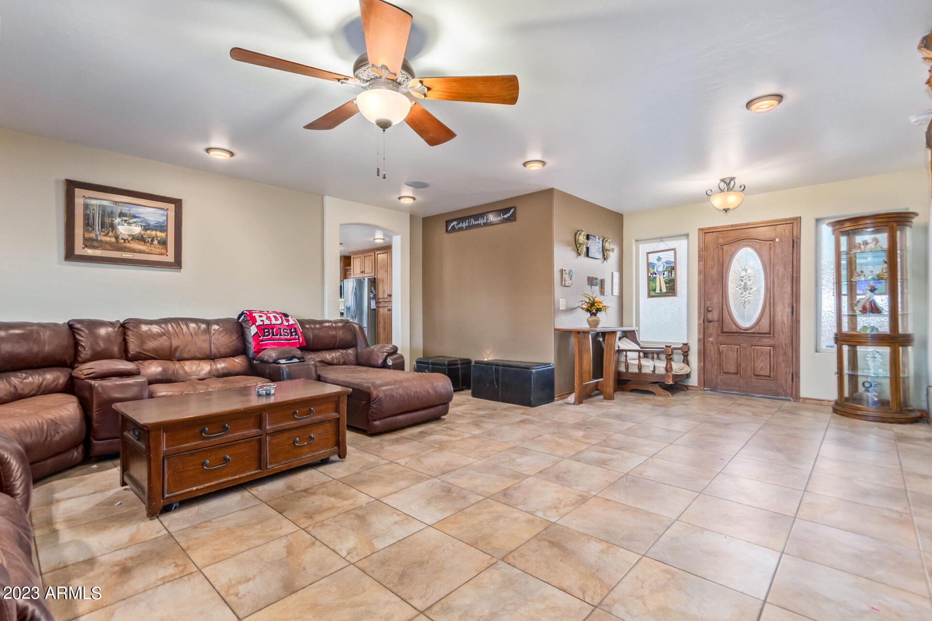 1814 East Vineyard Road Phoenix, AZ 85042 - Photo 11 of 76 0011-11-Vineyard