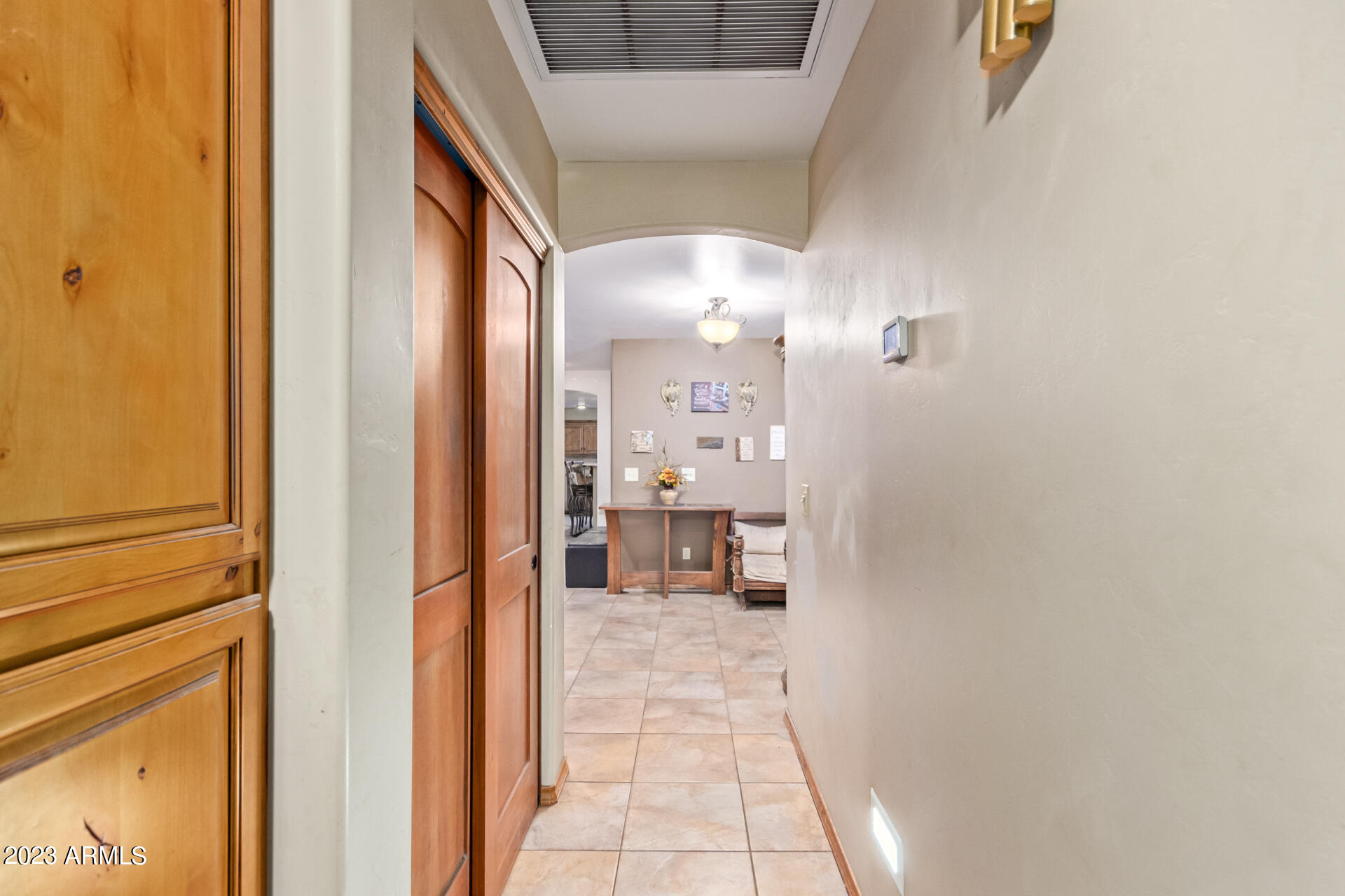 1814 East Vineyard Road Phoenix, AZ 85042 - Photo 7 of 76 0007-08-Vineyard