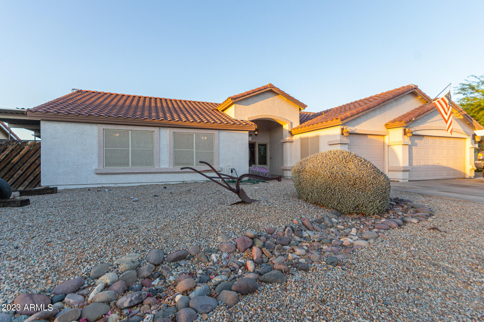 1814 East Vineyard Road Phoenix, AZ 85042 - Photo 8 of 76 0008-07-Vineyard