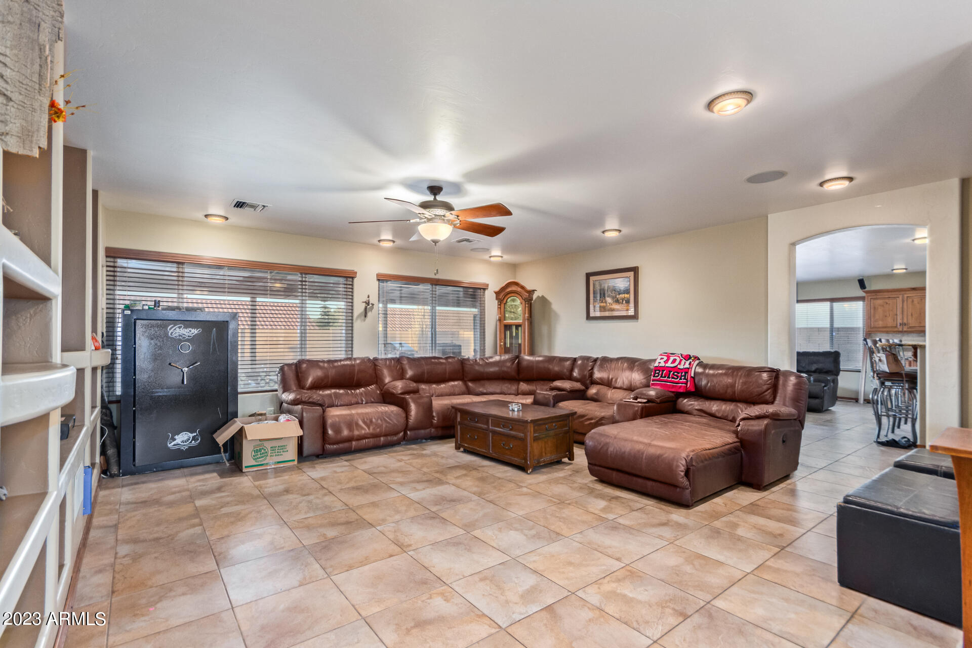 1814 East Vineyard Road Phoenix, AZ 85042 - Photo 9 of 76 0009-09-Vineyard