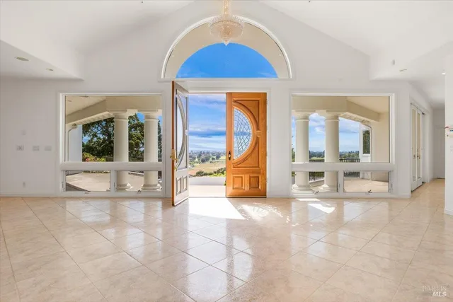 $3,750,000 | 4076-4080 Old Redwood Highway, Santa Rosa, CA 95403