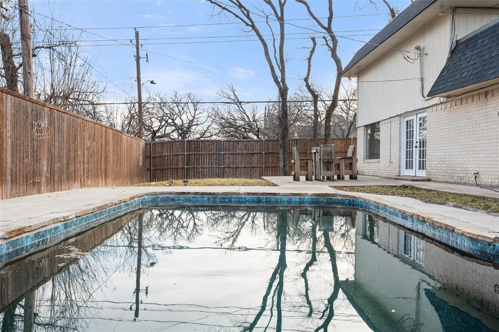 701 Rocky Canyon Road Arlington, TX 76012 - Photo 5 of 40