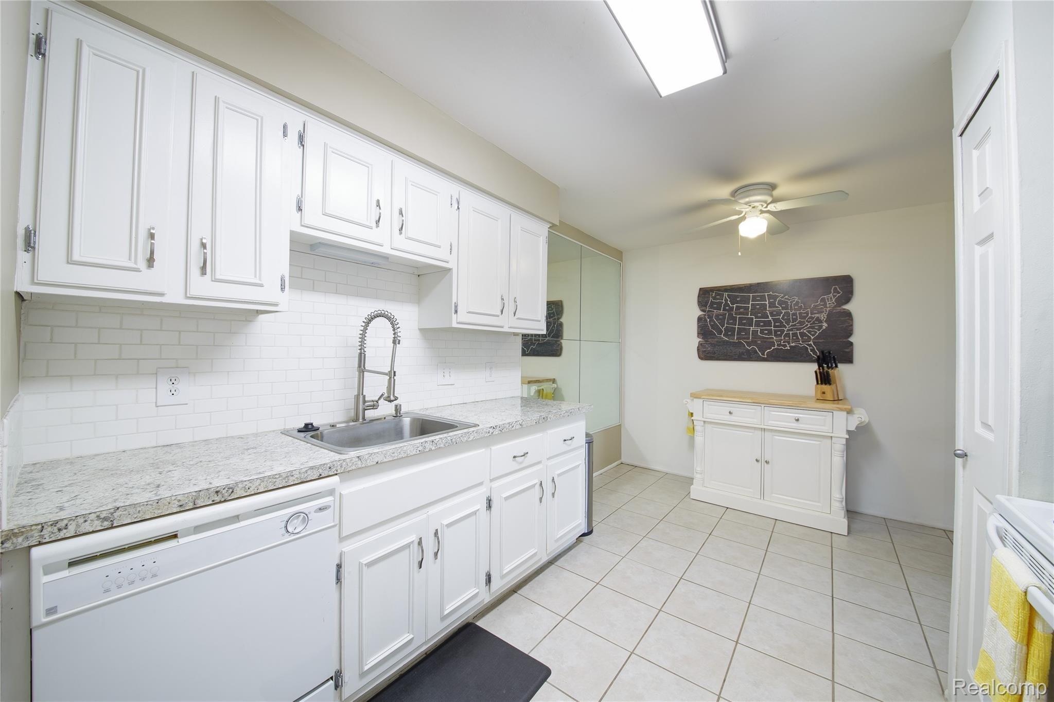 795 West Maple Road Clawson, MI 48017 - Photo 10 of 20 Maple_795_Kitchen_01.jpg