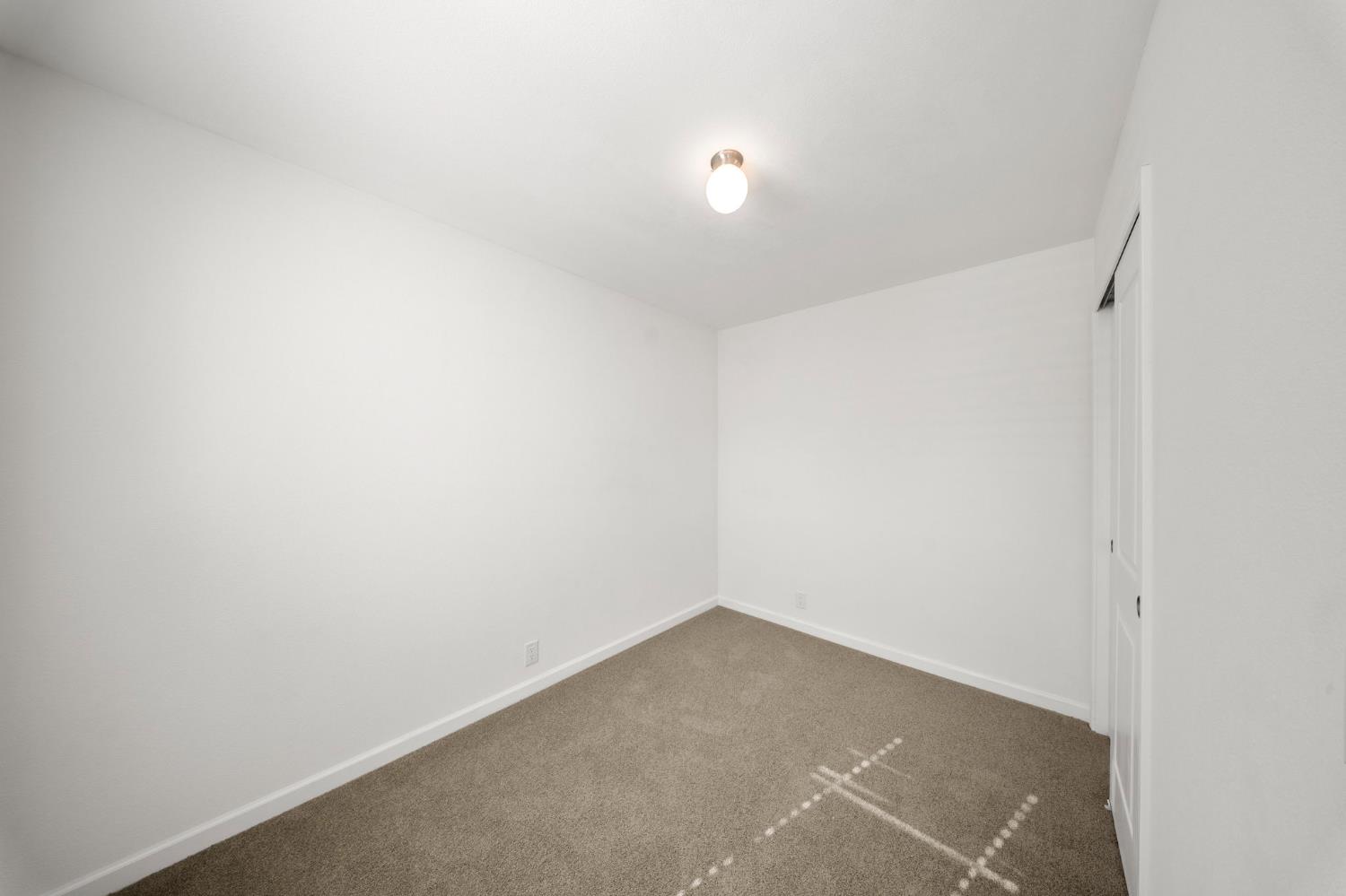 360 East Grant Line Road, Unit 19A Tracy, CA 95376 - Photo 10 of 19 a view of a small space