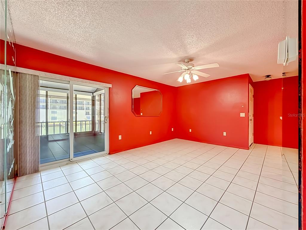 245 Medallion Boulevard, Unit G Madeira Beach, FL 33708 - Photo 27 of 47
