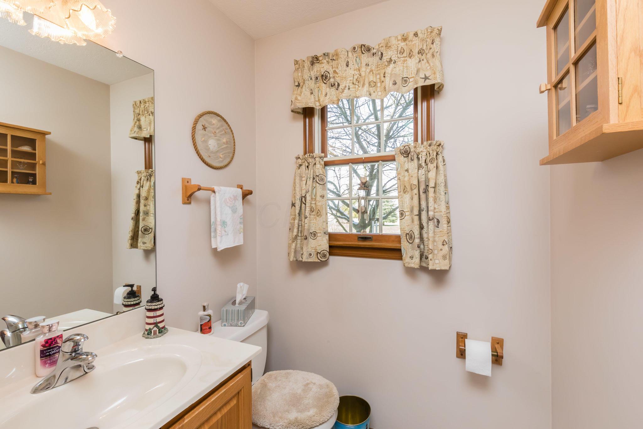 5644 Davidson Road Hilliard, OH 43026 - Photo 21 of 42 Gallery Image 21