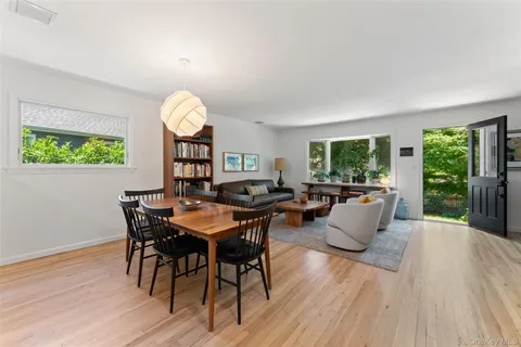 $929,000 | 170 Crest Drive, Tarrytown, NY 10591