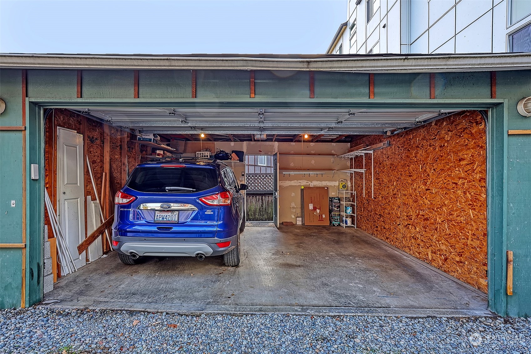 1817 20th Avenue, Unit B Seattle, WA 98122 - Photo 25 of 28 a view of car garage