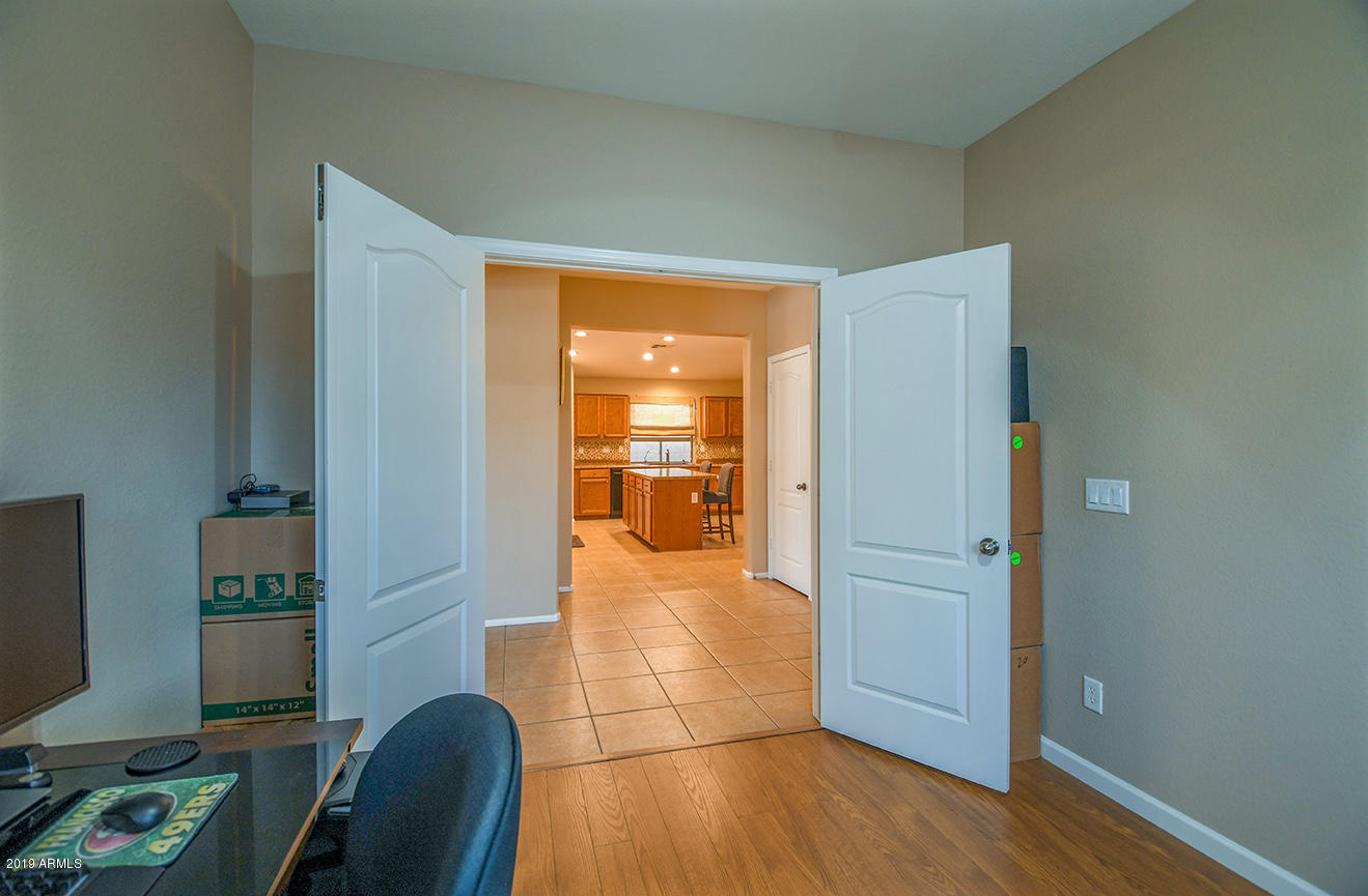 42827 West Venture Road Maricopa, AZ 85138 - Photo 16 of 34 Den view