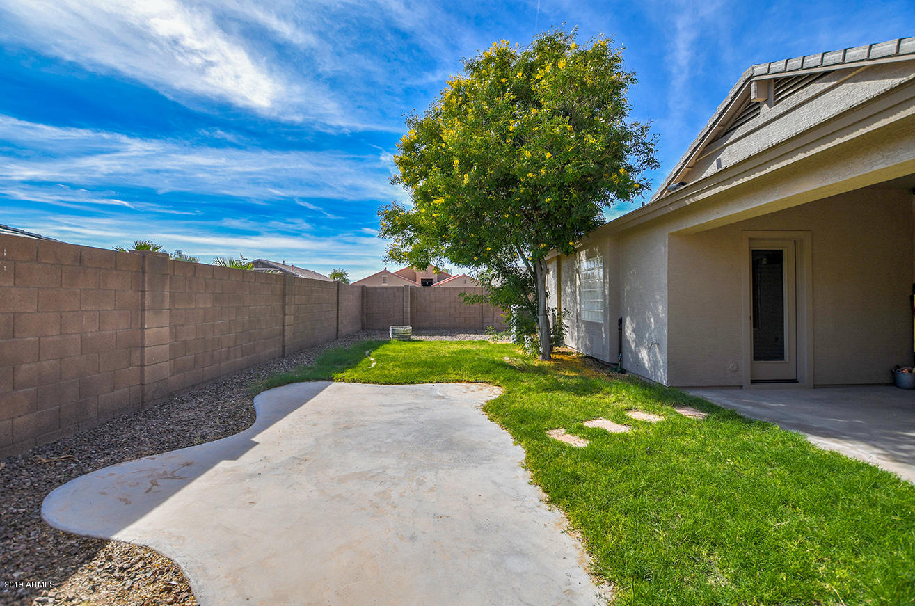42827 West Venture Road Maricopa, AZ 85138 - Photo 29 of 34 Back yard