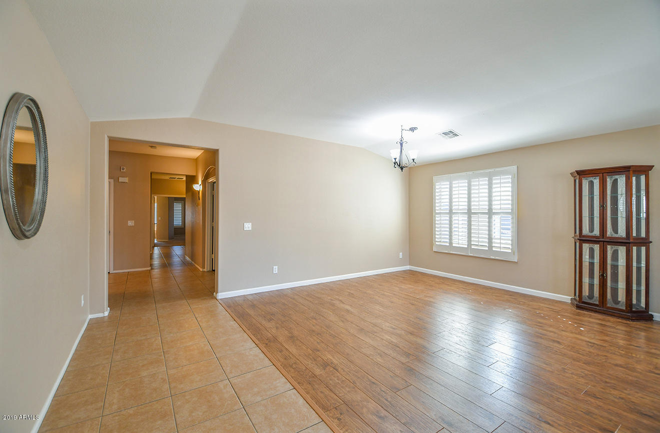 42827 West Venture Road Maricopa, AZ 85138 - Photo 5 of 34 Entrance view