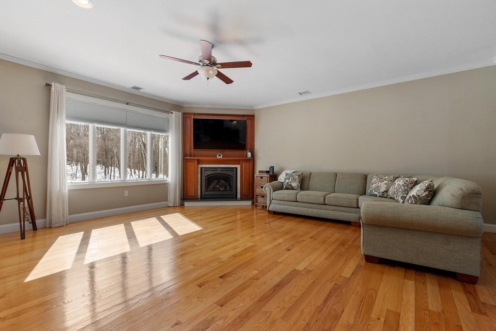 146 Elmwood Road Lunenburg, MA 01462 - Photo 18 of 42