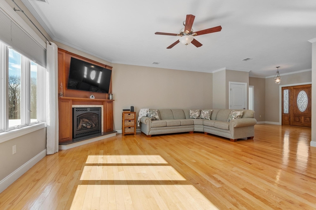 146 Elmwood Road Lunenburg, MA 01462 - Photo 20 of 42