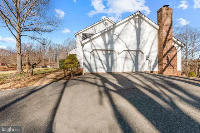 $3,500 | 7329 Fleetwood Court, Warrenton, VA 20187