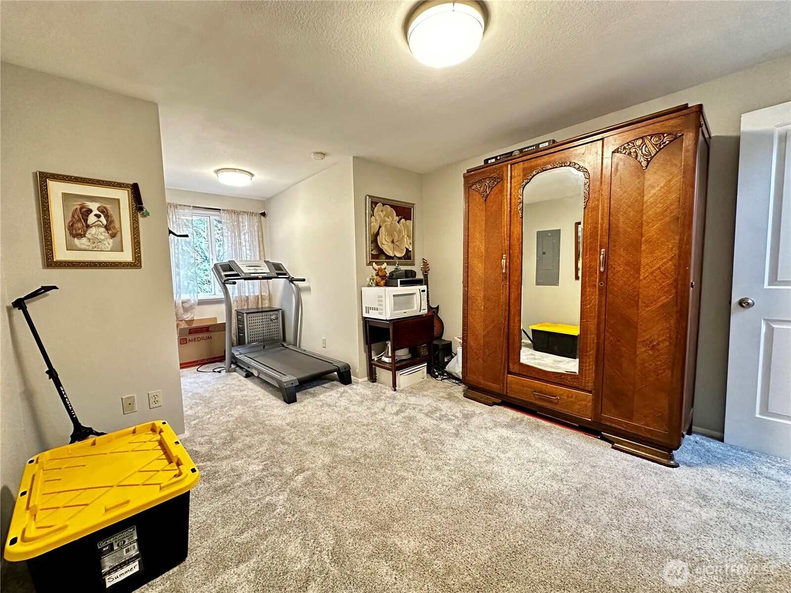 364 Old Dads Road Sequim, WA 98382 - Photo 31 of 37 a room with furniture and gym equipment