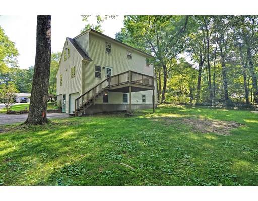 28 Colonial Road Sutton, MA 01590 - Photo 7 of 42 Gallery Image 7