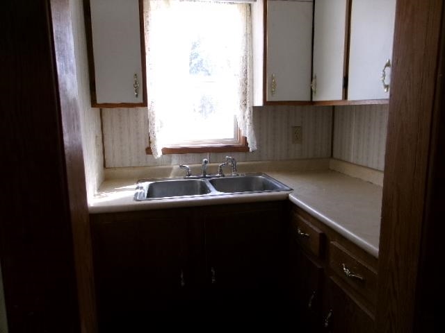 205 North Chestnut Street Platteville, WI 53818 - Photo 5 of 38