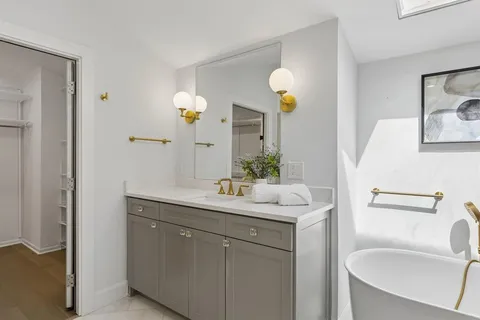 $1,400,000 | 7424 Stonecrest Drive, Dallas, TX 75254