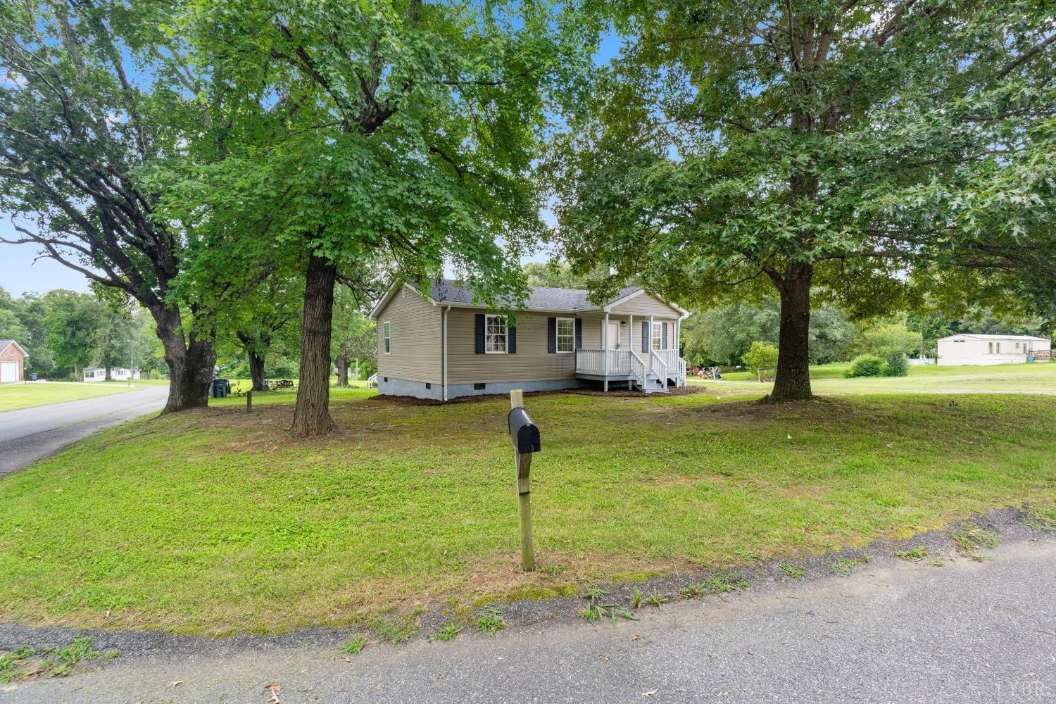 116 Claytor Road Brookneal, VA 24528 - Photo 24 of 29 Gallery Image 24