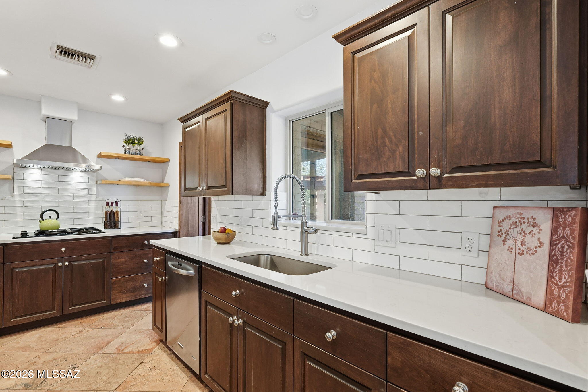 2259 East Spring Street Tucson, AZ 85719 - Photo 2 of 29