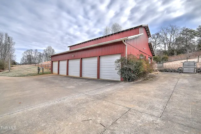 $2,700,000 | 136 Triple H Lane, Jonesborough, TN 37659