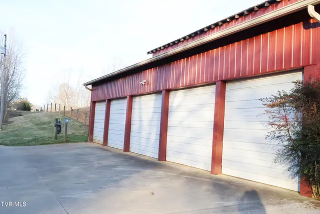 $2,700,000 | 136 Triple H Lane, Jonesborough, TN 37659