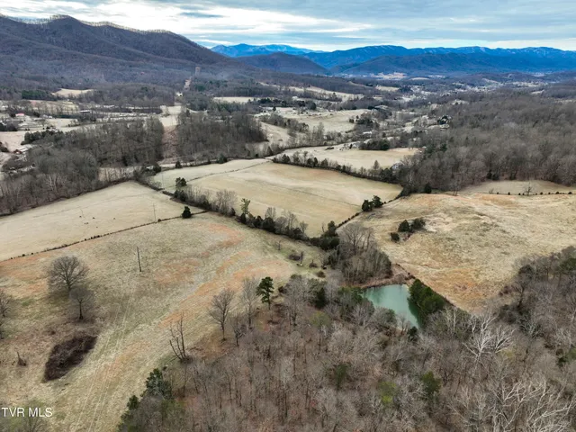 $2,700,000 | 136 Triple H Lane, Jonesborough, TN 37659