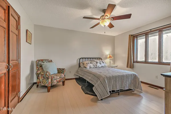 $2,250,000 | 136 Triple H Lane, Jonesborough, TN 37659