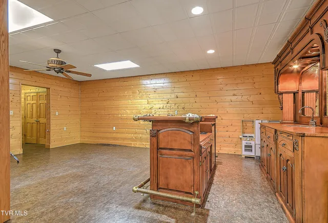 $2,700,000 | 136 Triple H Lane, Jonesborough, TN 37659