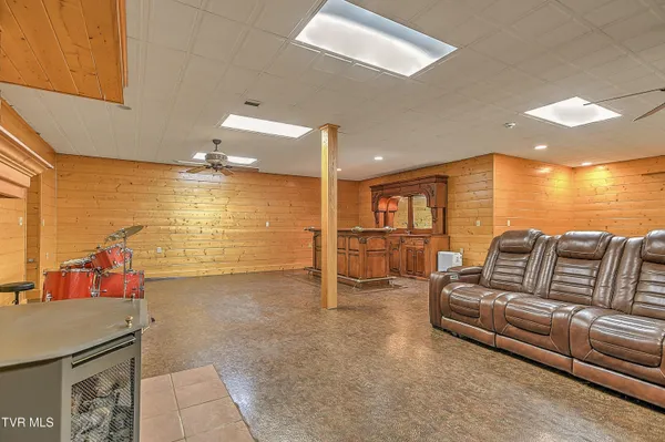 $2,250,000 | 136 Triple H Lane, Jonesborough, TN 37659