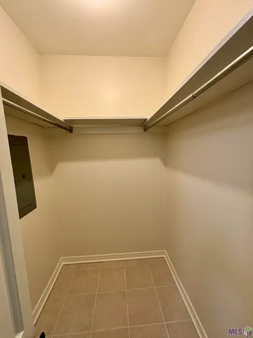 $2,000 | 5416 Heatherstone Drive, Baton Rouge, LA 70820