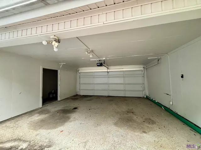 $2,000 | 5416 Heatherstone Drive, Baton Rouge, LA 70820