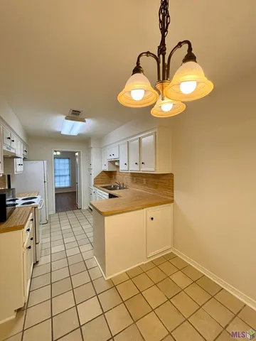 $2,000 | 5416 Heatherstone Drive, Baton Rouge, LA 70820