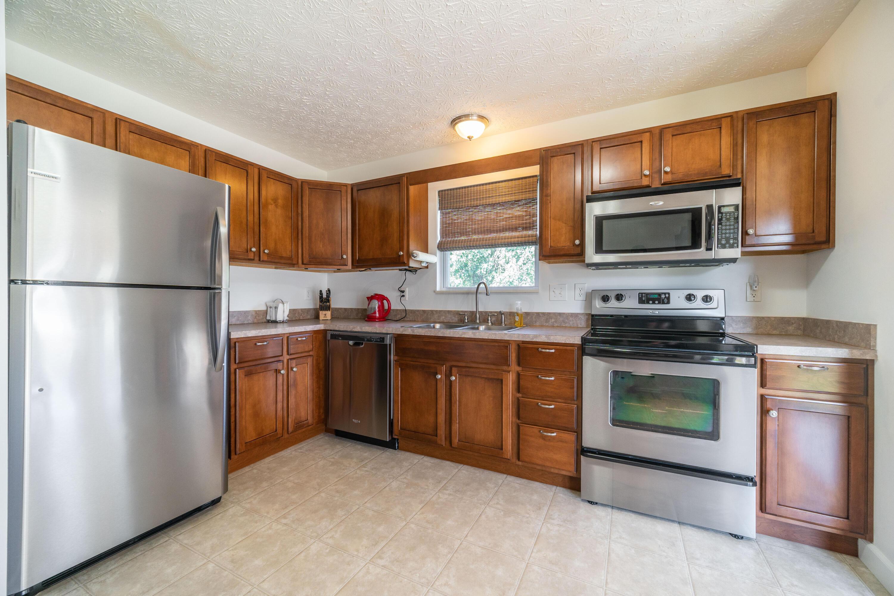 308 Blacks Road Pataskala, OH 43062 - Photo 14 of 50