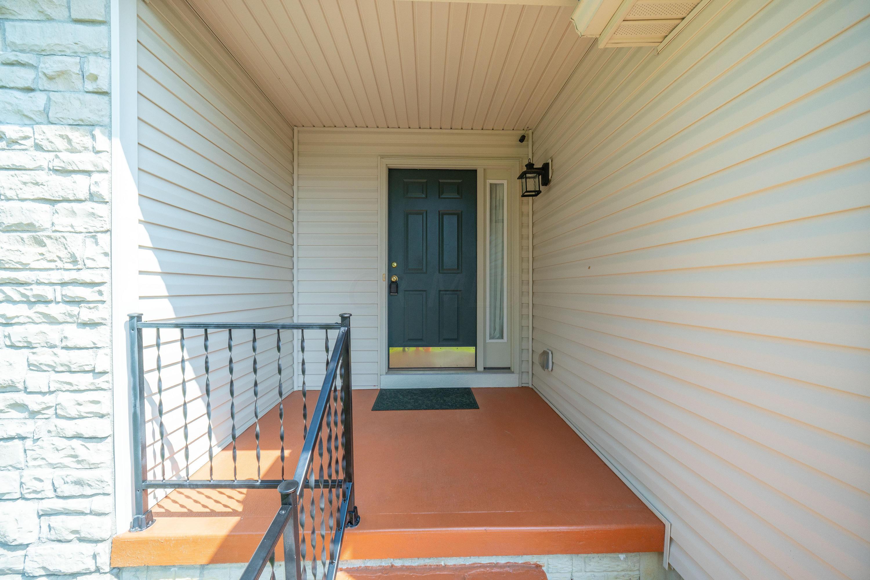 308 Blacks Road Pataskala, OH 43062 - Photo 4 of 50