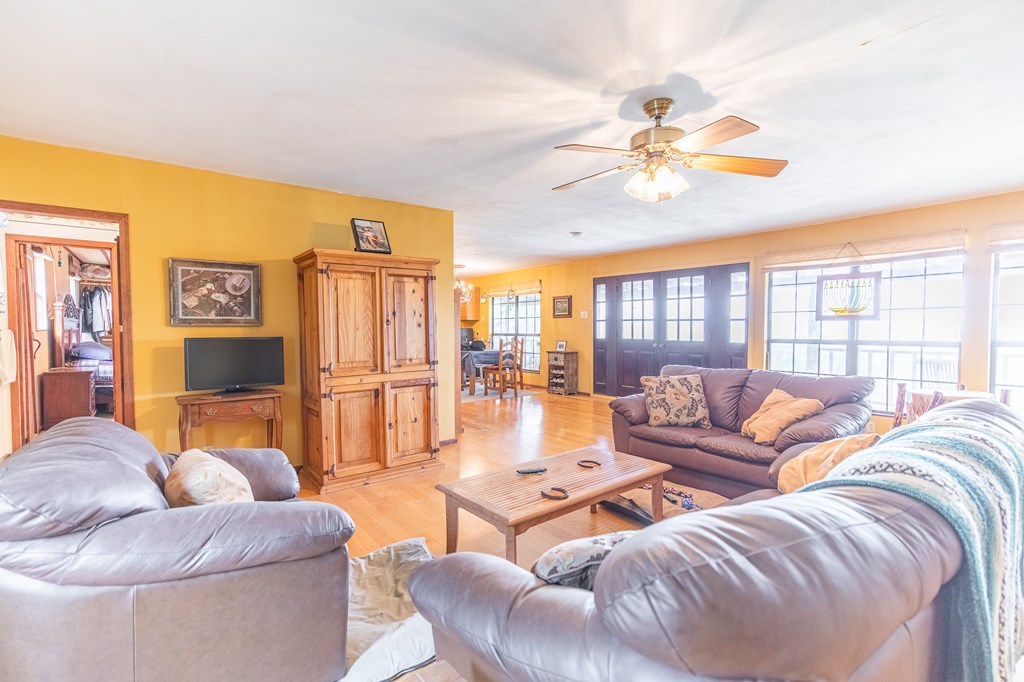 447-495 Blessing Lane Utopia, TX 78884 - Photo 7 of 24 a living room with furniture and a large window