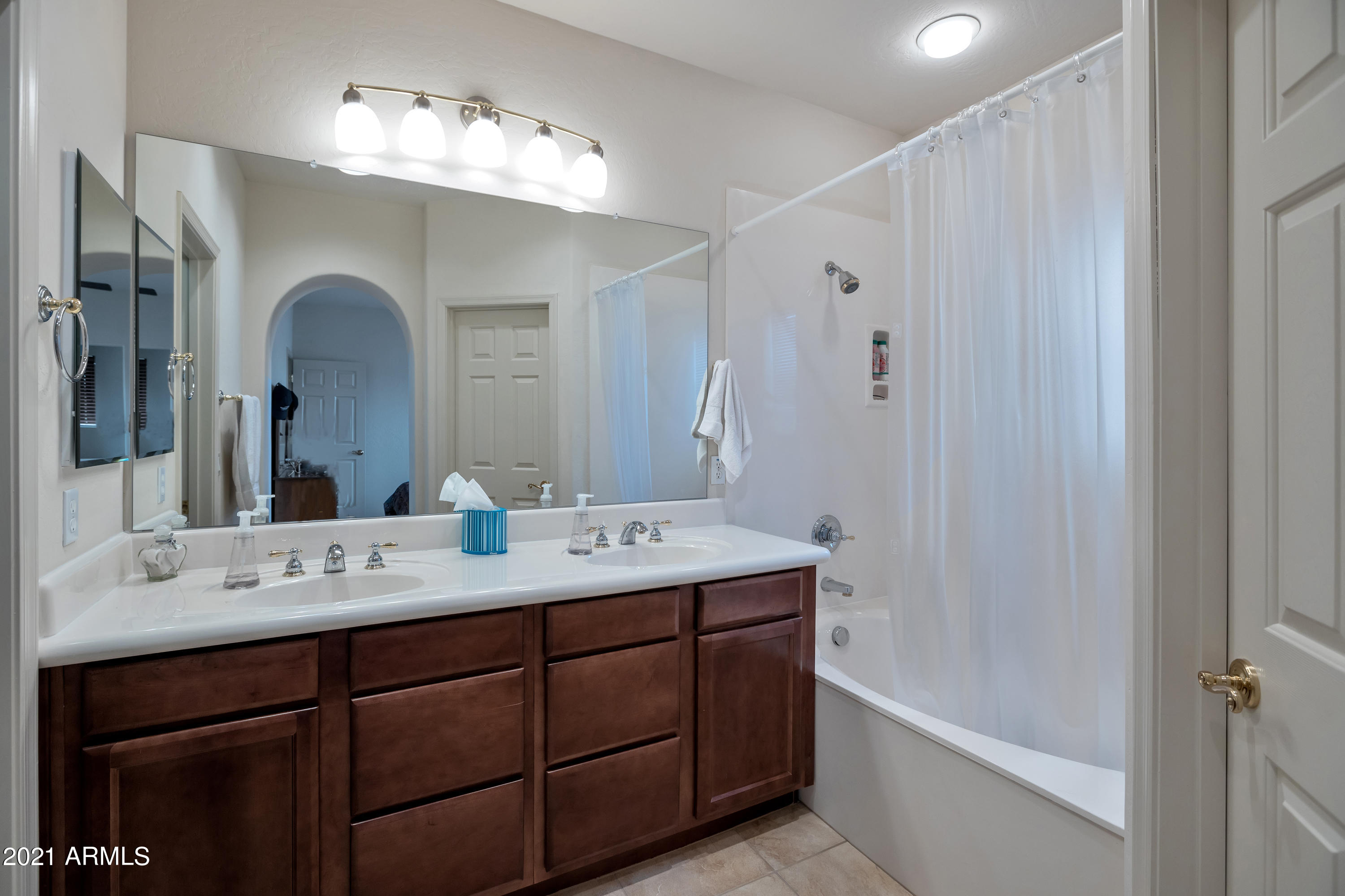 3935 East Rough Rider Road, Unit 1156 Phoenix, AZ 85050 - Photo 12 of 20 Master bath