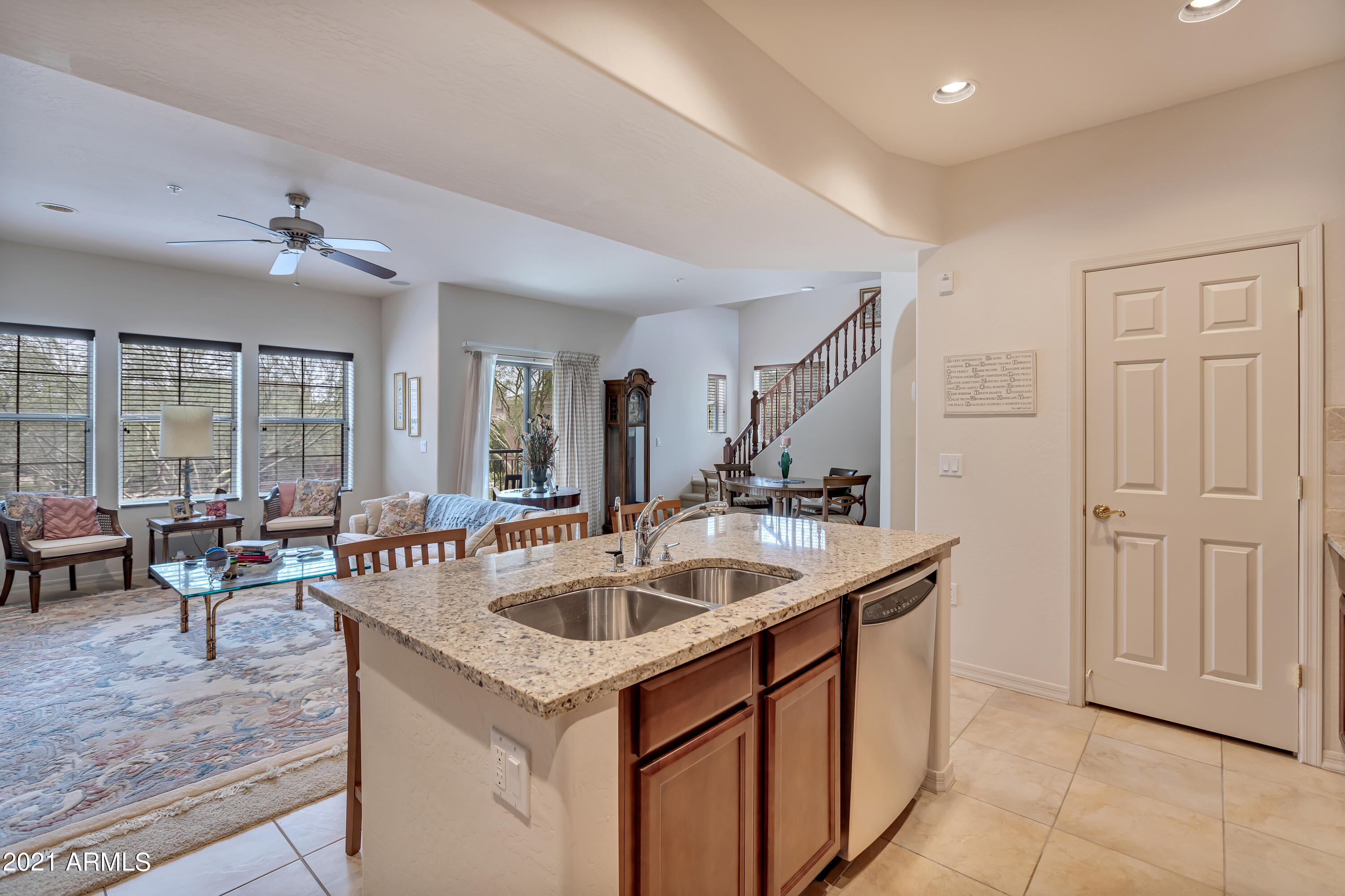 3935 East Rough Rider Road, Unit 1156 Phoenix, AZ 85050 - Photo 4 of 20 Kichen open to the living room