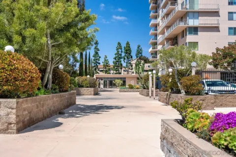 $825,000 | 3635 7th Avenue, Unit 2D, San Diego, CA 92103