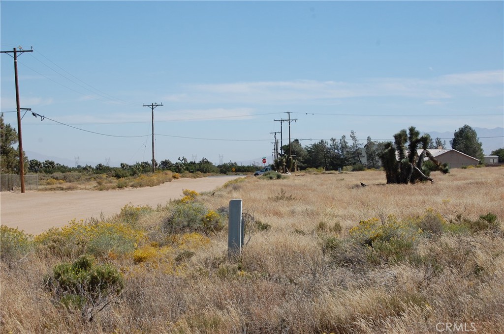 1 Arrowhead Road Phelan, CA 92371 - Photo 4 of 6 a view of a lake view