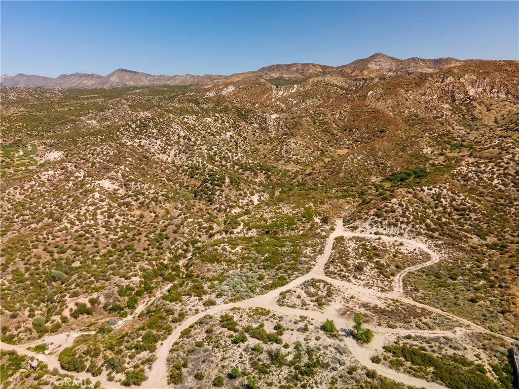 4292 Davis Ranch Phelan, CA 92371 - Photo 19 of 28