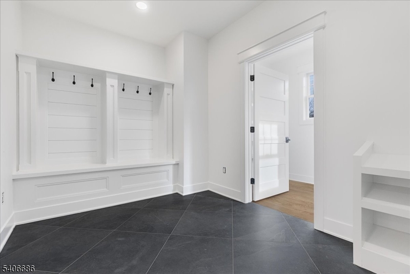 759 Mechlin Corner Road Hampton, NJ 08827 - Photo 17 of 49 a view of an empty room