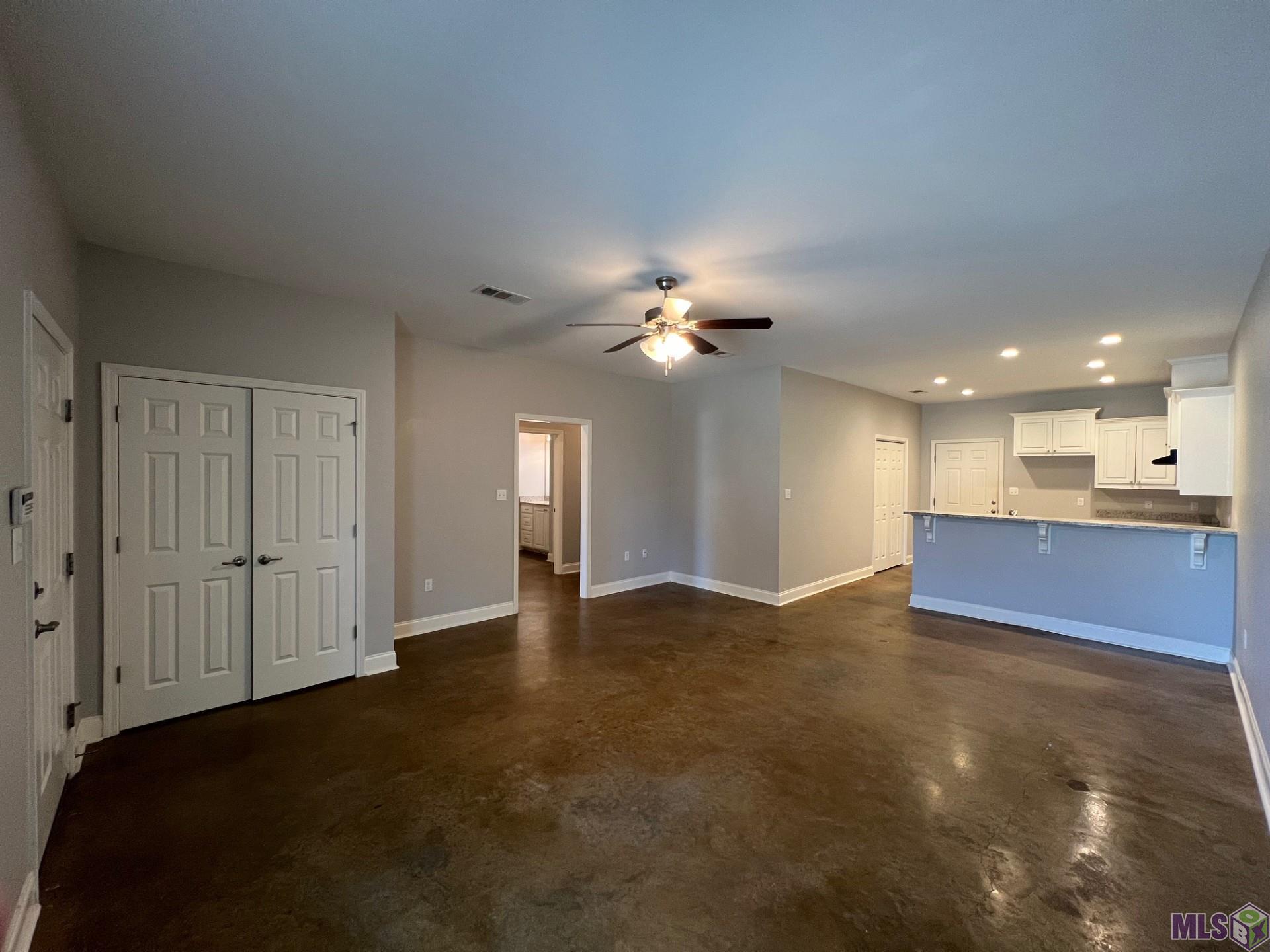 25907 Commercial Drive, Unit A1 Denham Springs, LA 70726 - Photo 3 of 10