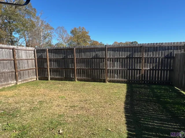 $1,350 | 25907 Commercial Drive, Unit A1, Denham Springs, LA 70726