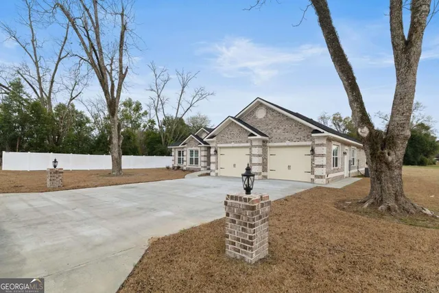 $440,000 | 103 Abbie Lane, Glennville, GA 30427